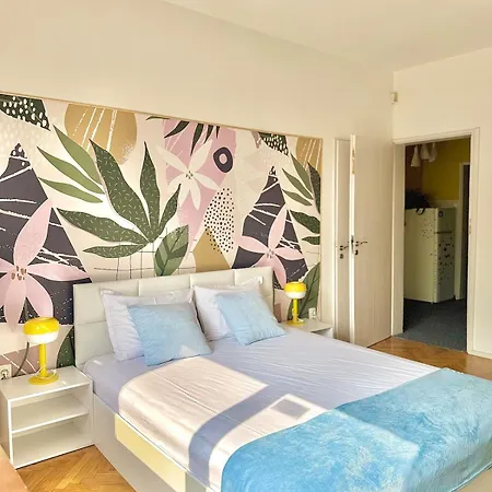 1 Bedroom Flat Center At Vitosha Blvd By Kvartiri Ltd דירה