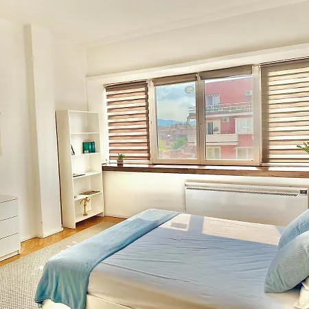 Appartamento 1bdr Flat In Center Of Vitoshka Blvd *